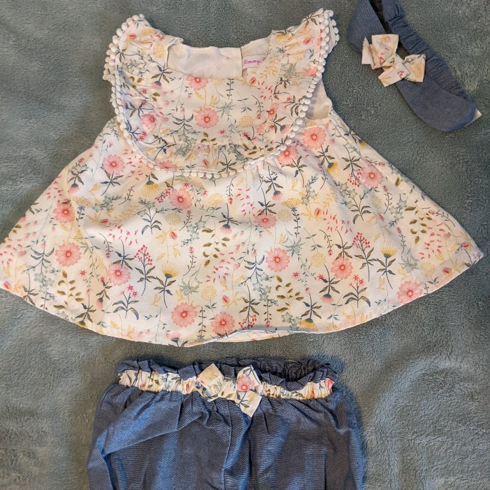Tommy Bahama 3-6M floral outfit